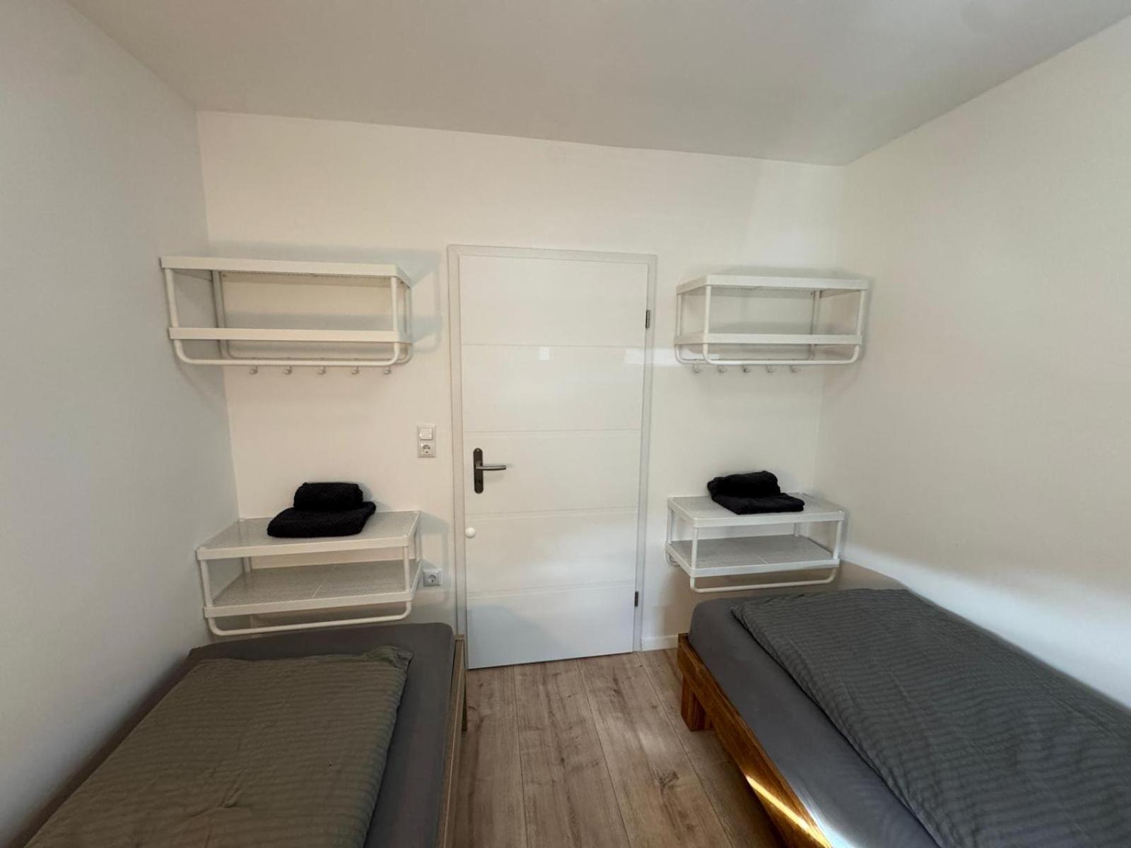 Ferienwohnung "Sorgenfrei" In Coburg ! - Im Eg Mit Privatparkplatz & Balkon エクステリア 写真
